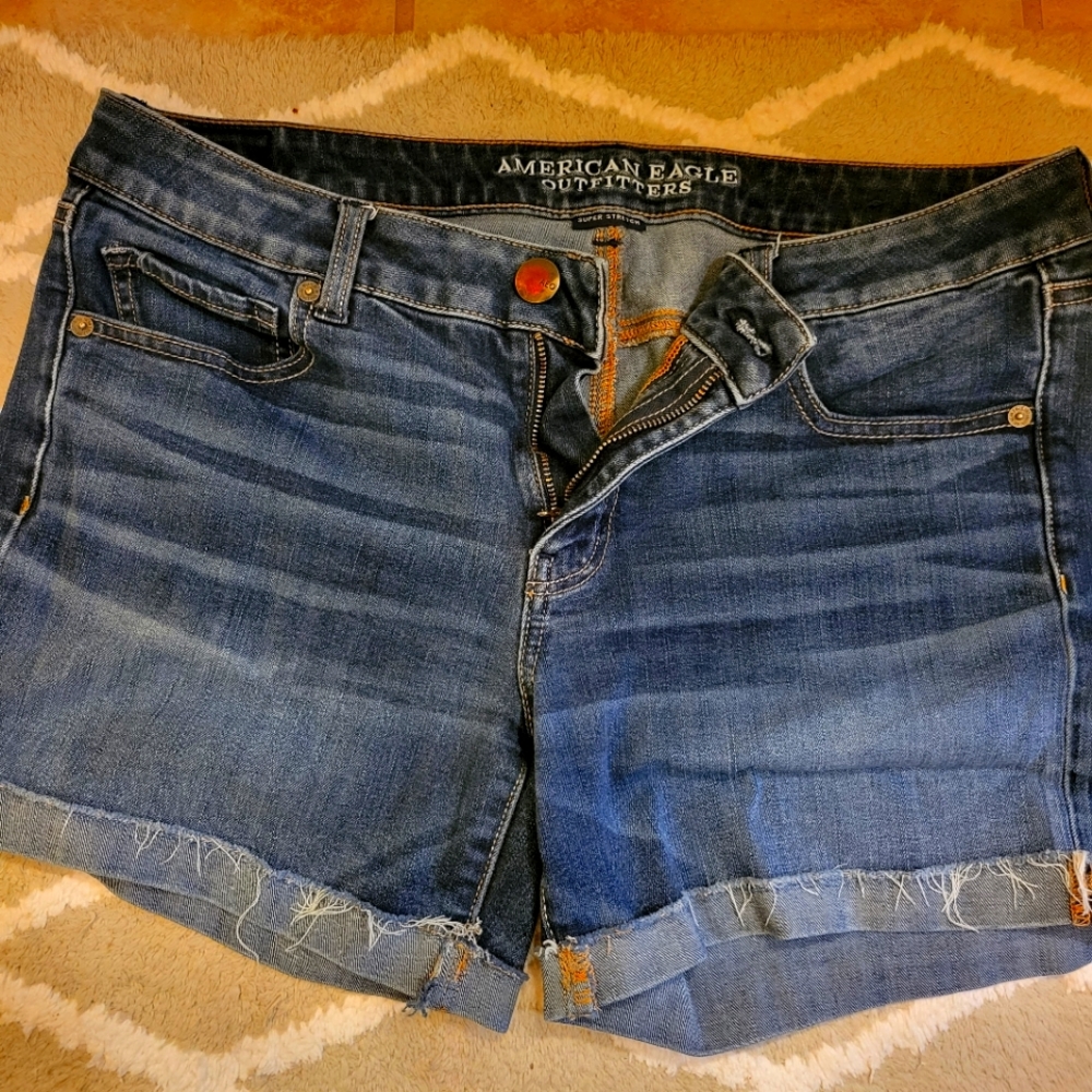 American Eagle super stretch denim shorts